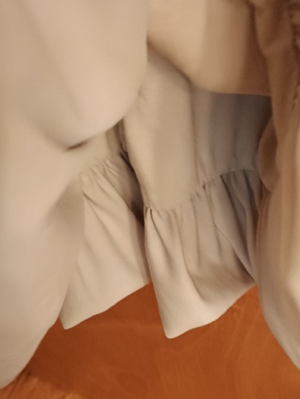 Zara Cream Balloon Midi Skirt with Subtle Shine - Picture 9 of 11
